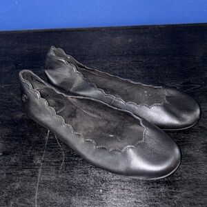 Born Allie Scalloped Ballet Flat – Black Leather, Size 8.5, EUC